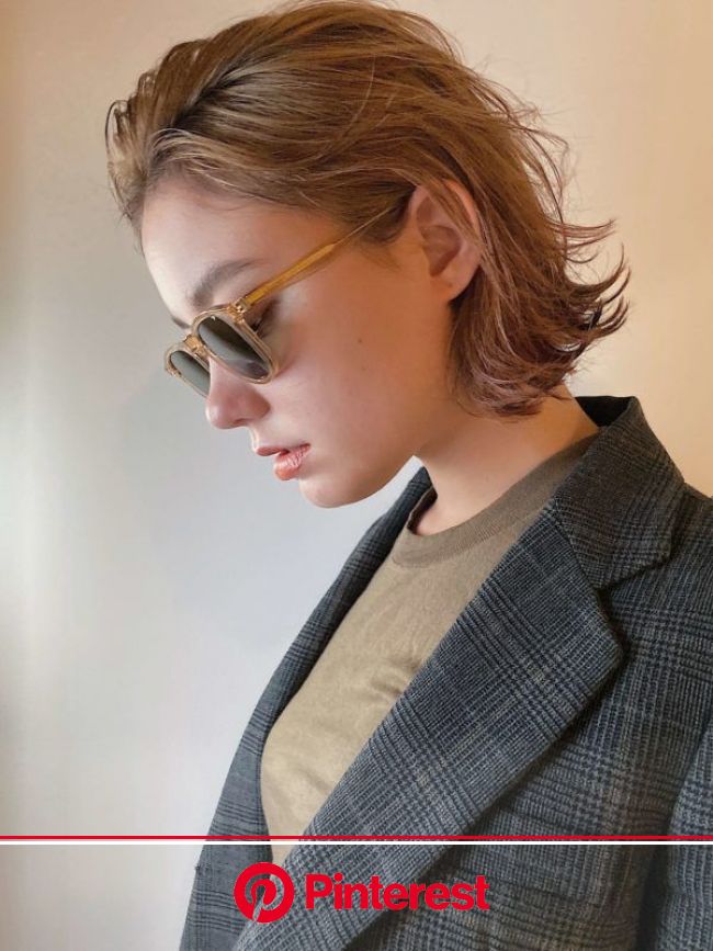 オールバック風ボブ 表参道の美容室 ダコタレイシー Dakota Racy スタイリスト石井 恭介のヘアスタイル 髪型 ヘアカタログ Lala ララ ボブ スタイリング レディース ボブ ヘアスタイル Luna Margarin 美しさ