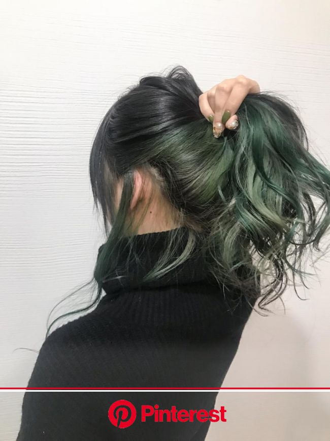 インナーカラー 2種類 マット系 グリーン 緑 グリーン系色 クリアグリーン Hair S Emotion Zeruch所属 山口徹弥のヘアカタログ ミニモ ヘアカラー グリーン ヘアカット ヘアスタイリング Luna Margarin 美しさ